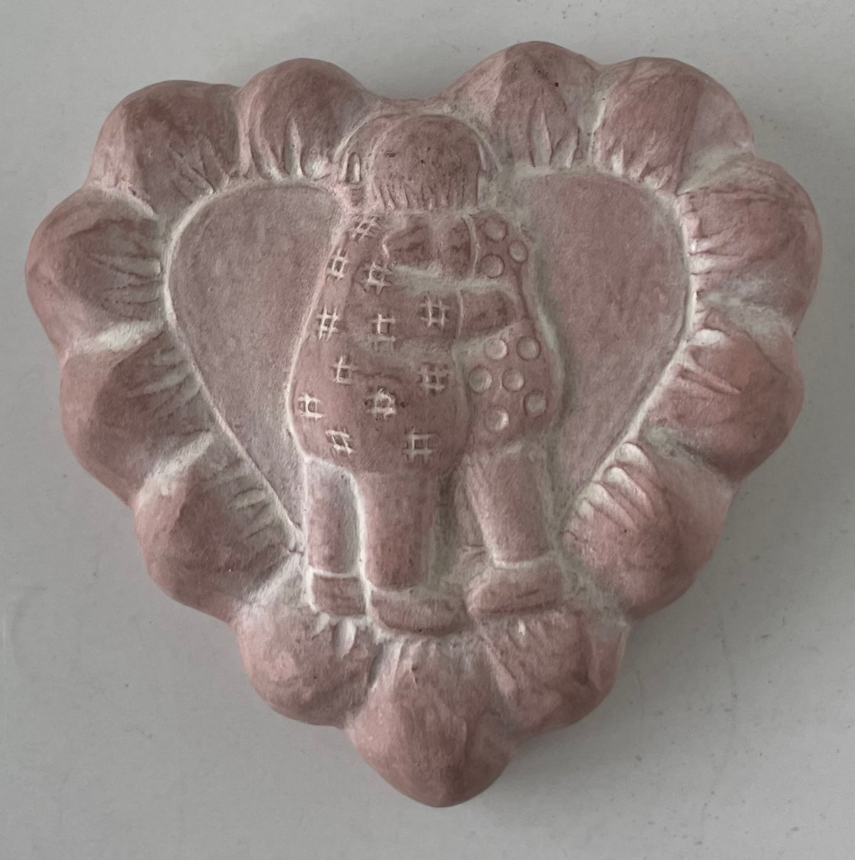 Isabel Bloom Heart Shaped Sculpture Pink Huggers Hugging Love Vintage  1998