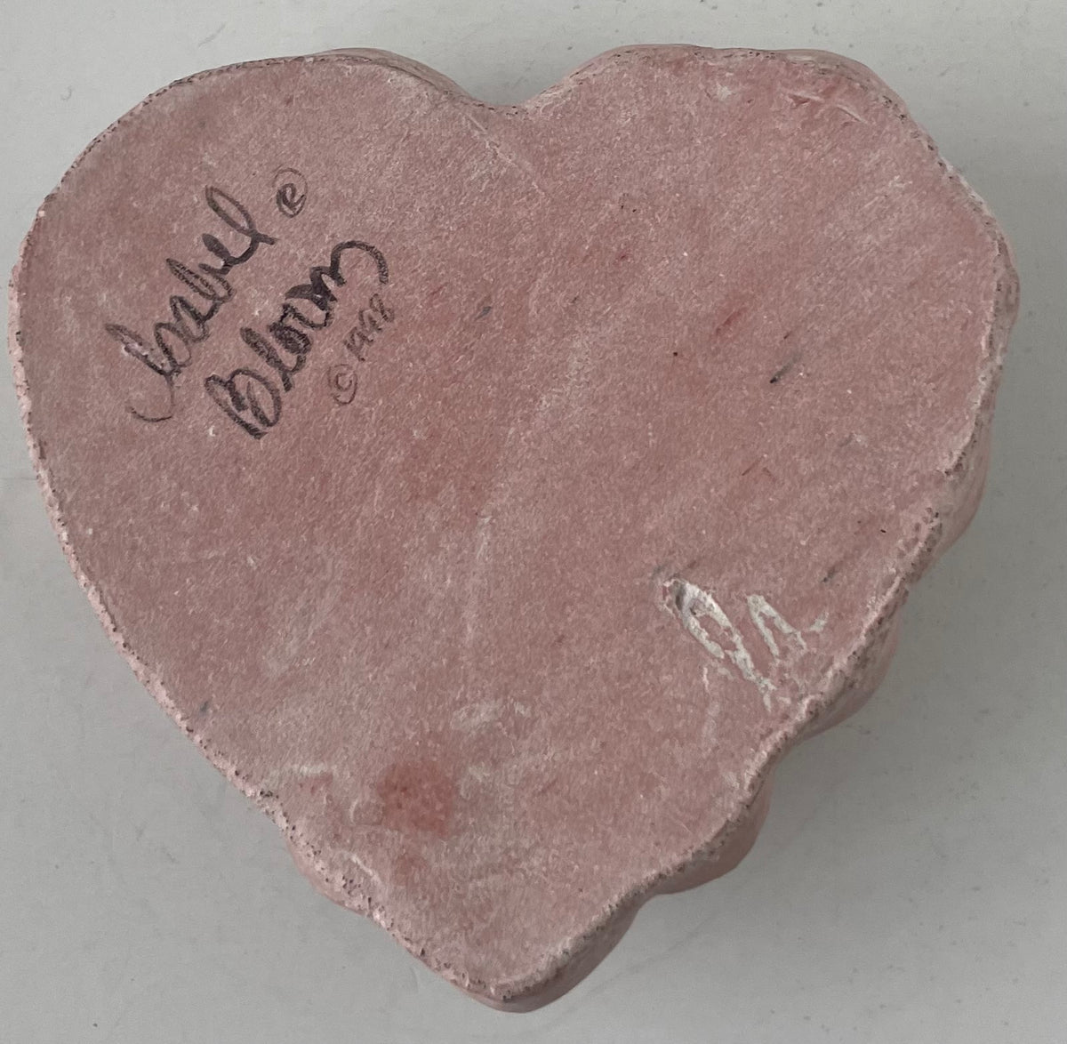 Isabel Bloom Heart Shaped Sculpture Pink Huggers Hugging Love Vintage  1998