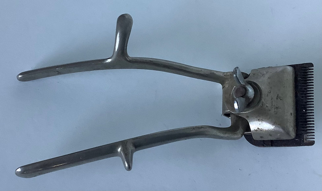 Antique Hair / Beard Clippers - 0000 - Barber Accessories
