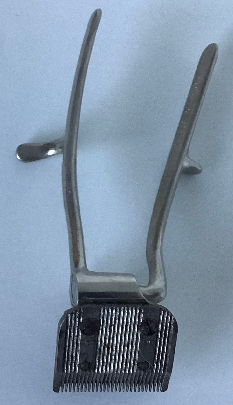 Antique Hair / Beard Clippers - 0000 - Barber Accessories