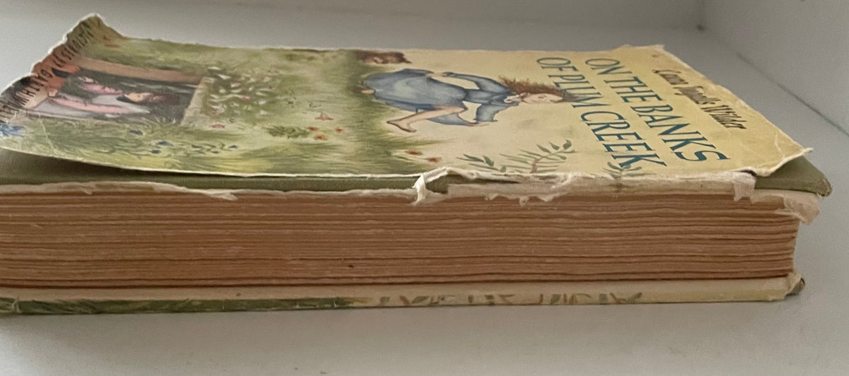 Laura Ingalls Wilder 1953 " On the Banks of Plum Creek" Hardback Book