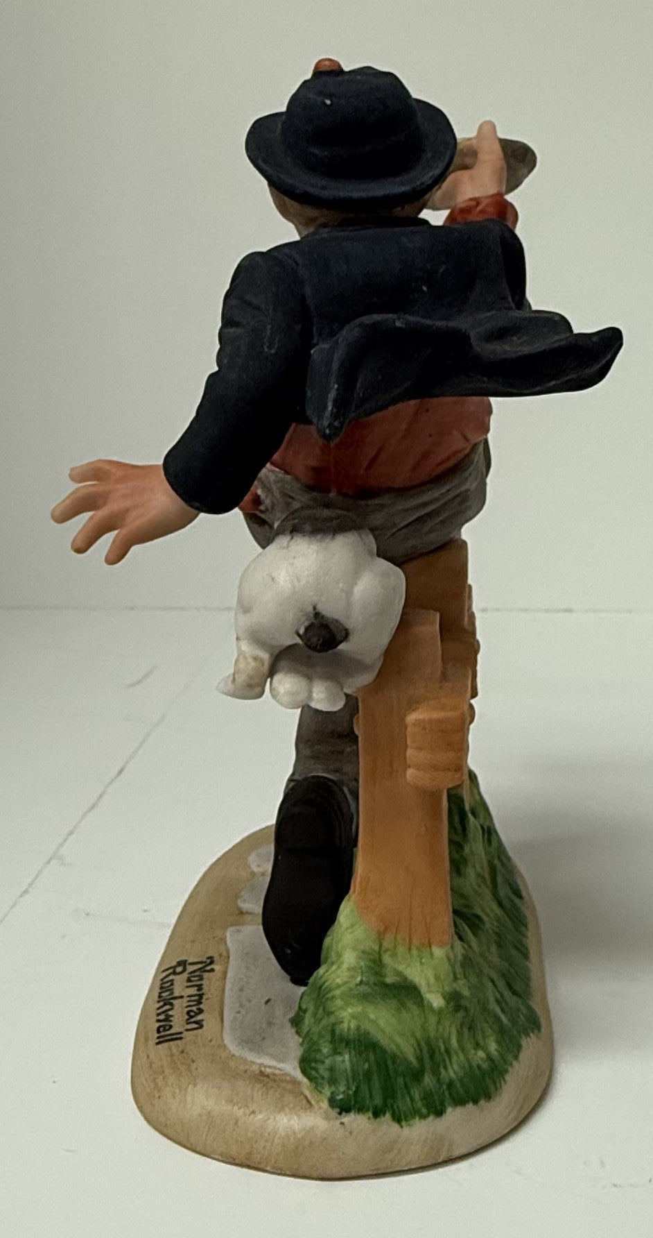 Vtg 1980 Danbury Mint Norman Rockwell "Caught in The Act" Porcelain Figurine EUC