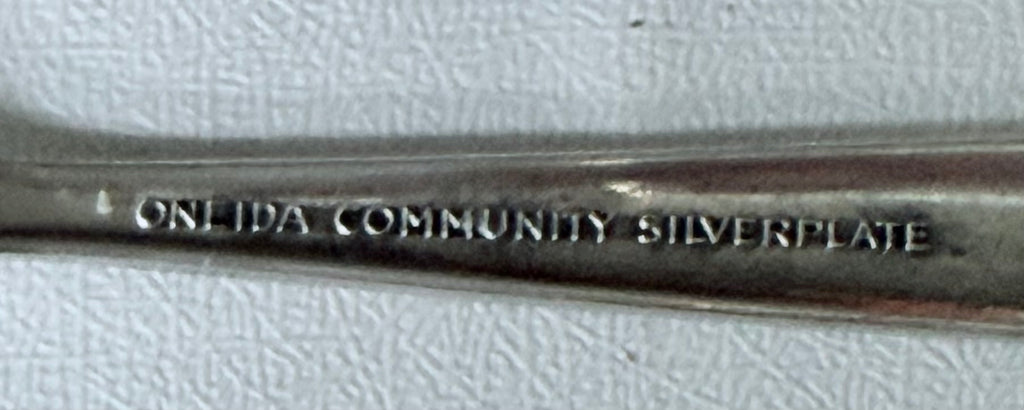 Large Solid Jelly Server Enchantment-Gentle Rose (Silverplate, 1960) by Oneida
