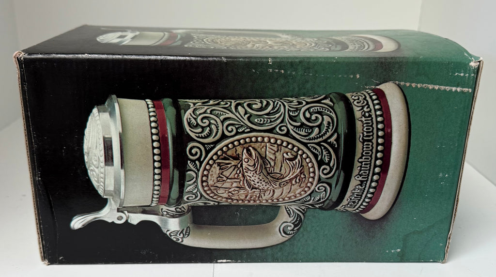 Vintage Avon Sporting Stein Decanter & Wild Country Cologne 8 Oz in Original Box