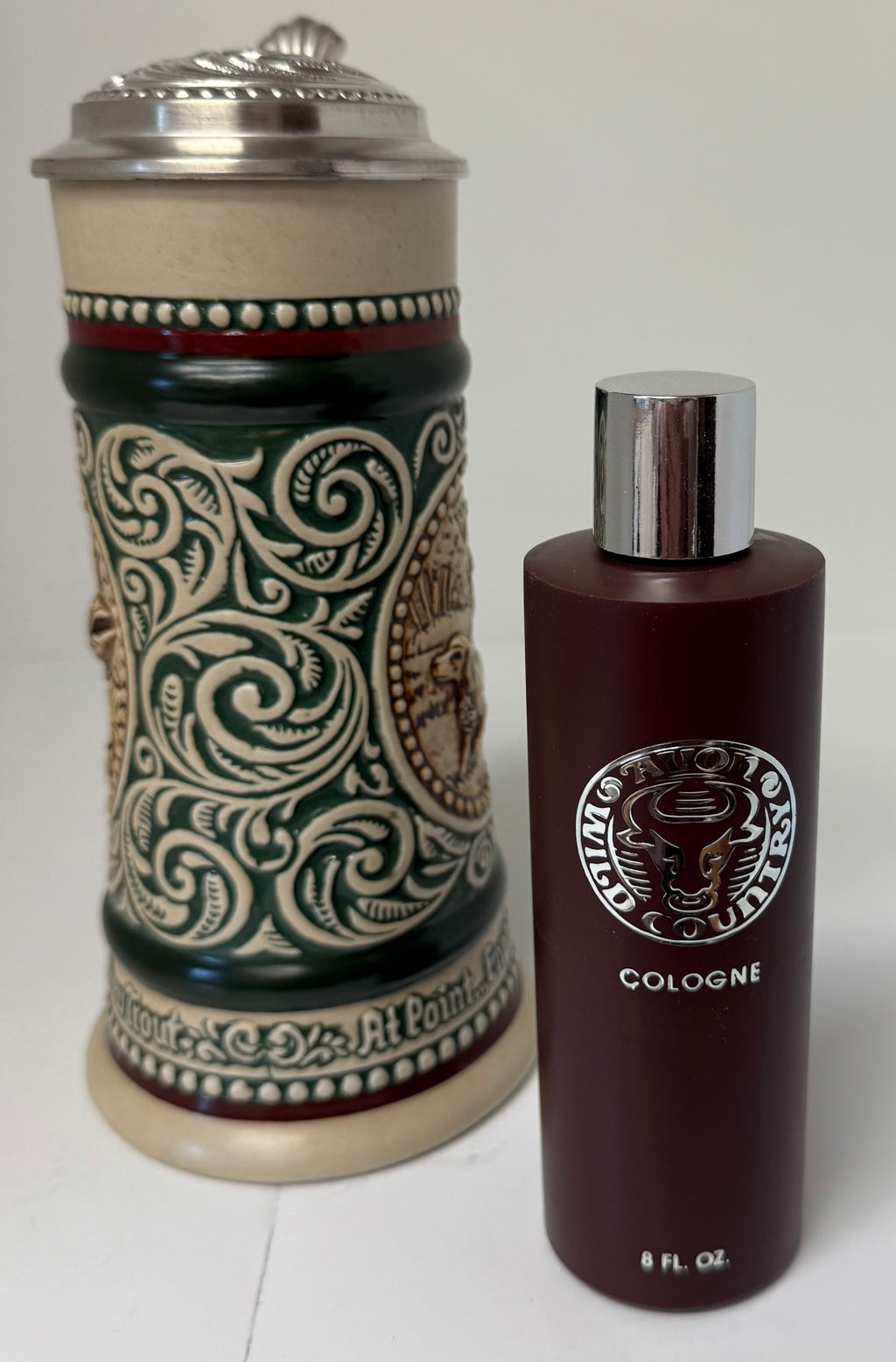 Vintage Avon Sporting Stein Decanter & Wild Country Cologne 8 Oz in Original Box
